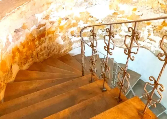 22 Yedia North Turkish Side 酒店 *